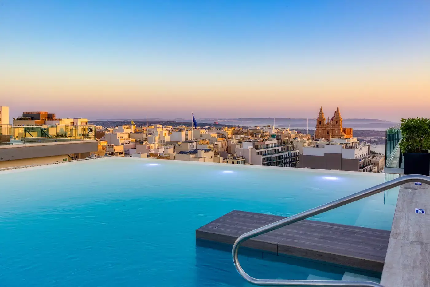 ✈ 8-Day Malta Vacation with Air from Great Value Vacations