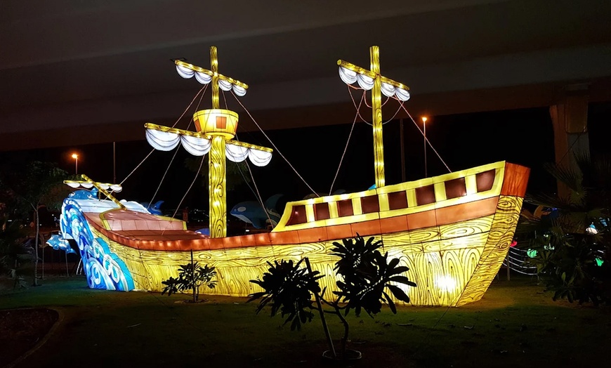 Image 5: Dubai Garden Glow Experience – Entry for 1–4 People