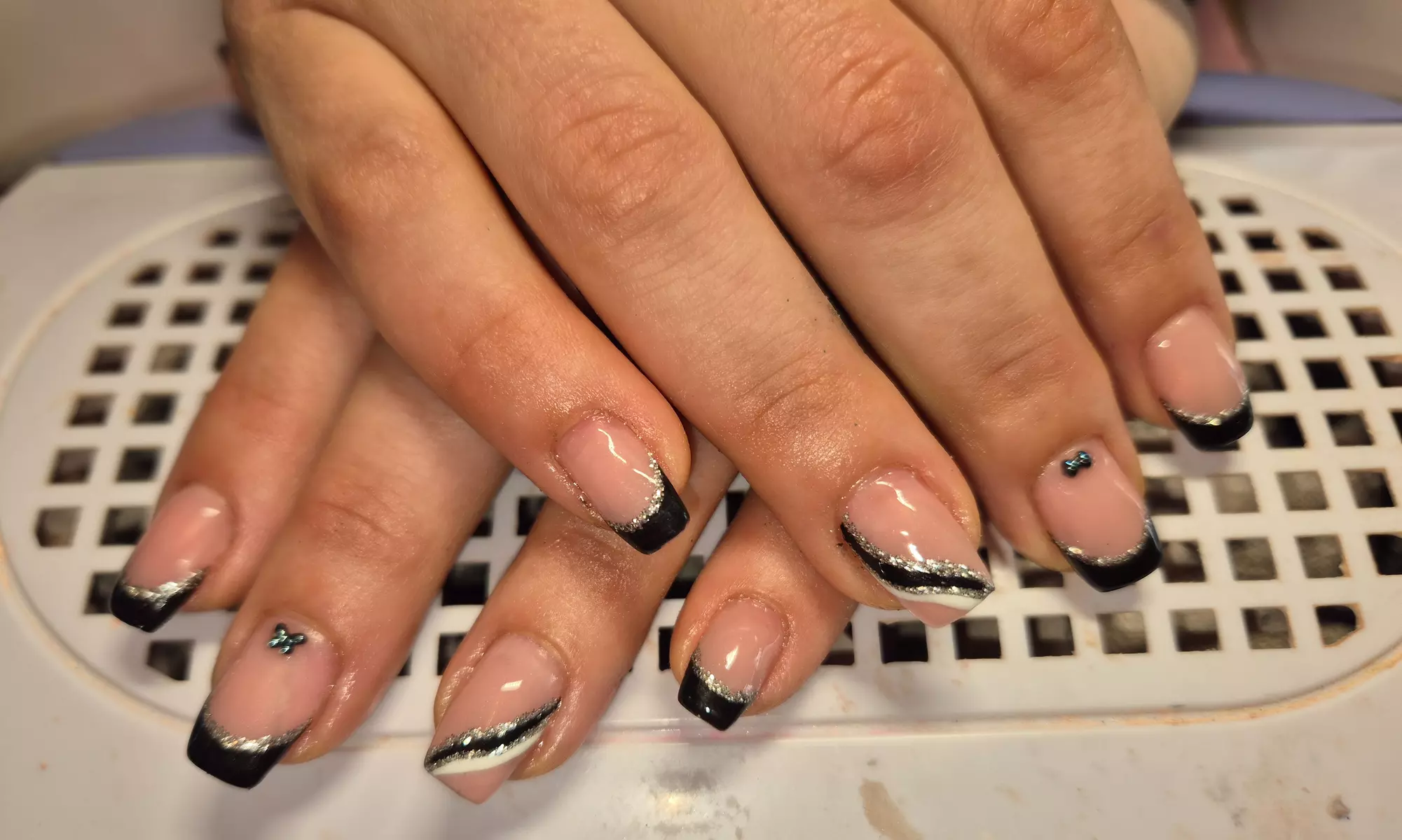 Beauté des mains chez Le Palais d'Apolonia