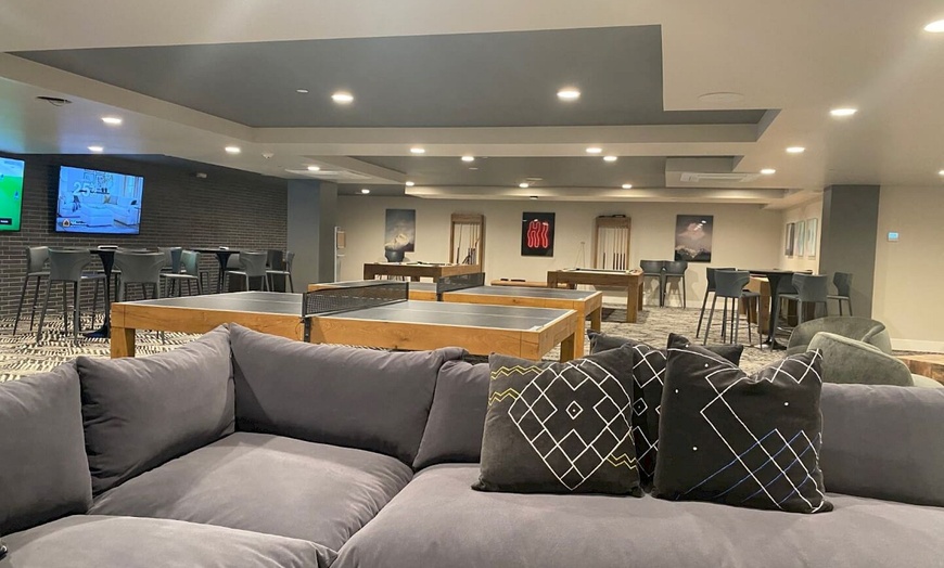 Image 44: Member Pricing: 4* Mountain Resort in Park City with Sweeping Views 
