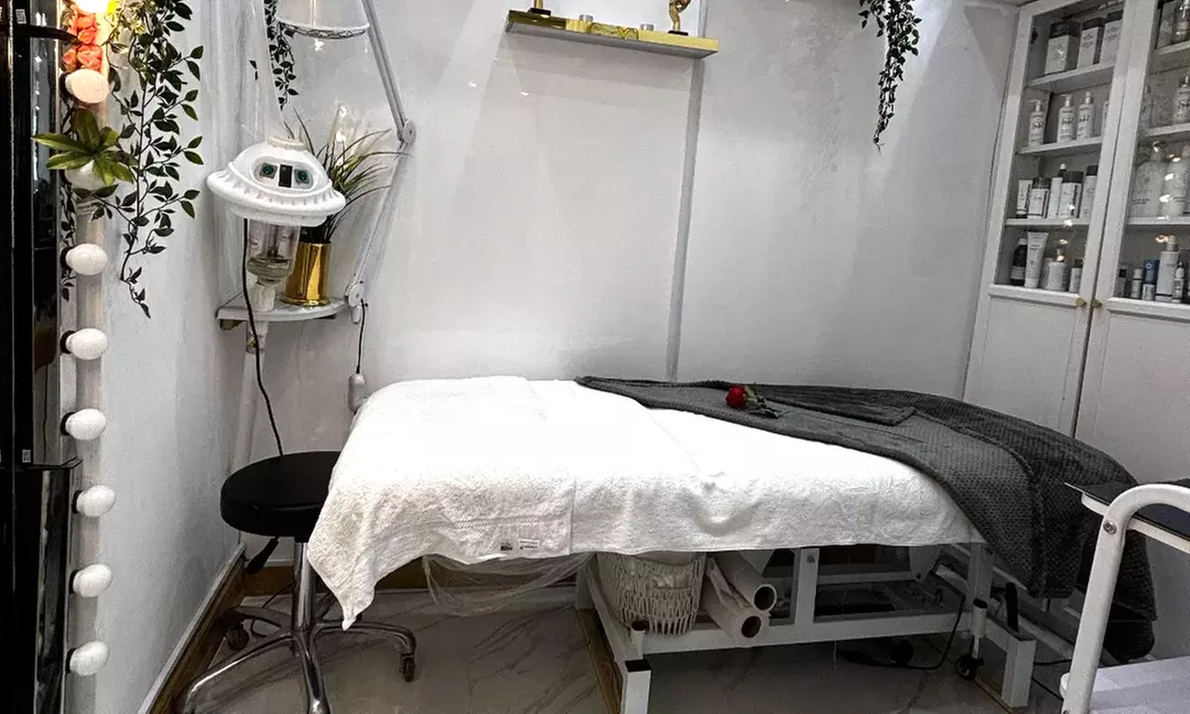 Up to 73% Off on Massage - Couples