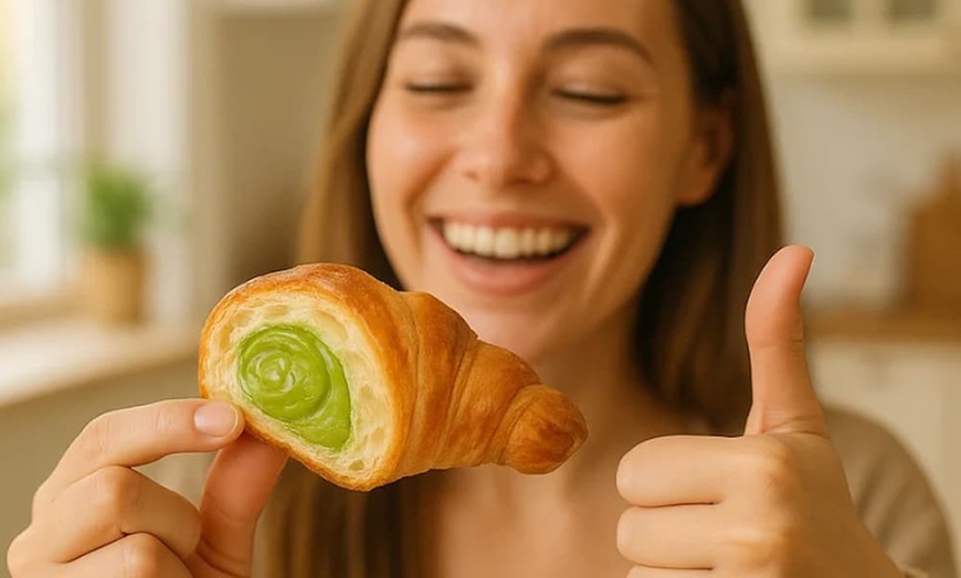 Image 4: Fino a 8 confezioni di croissants al pistacchio