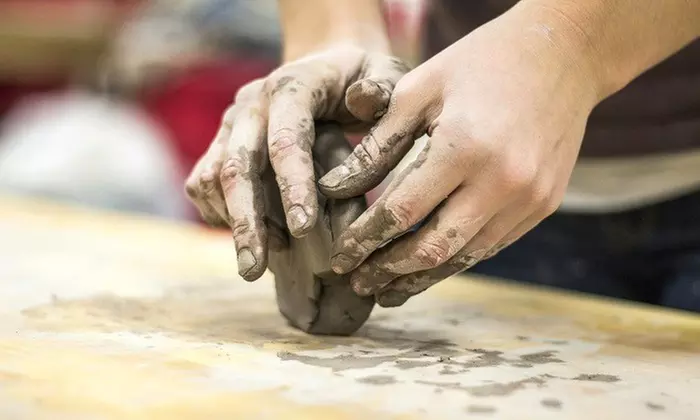 Taller de cerámica para 1 o 2 personas de 3 horas con picoteo