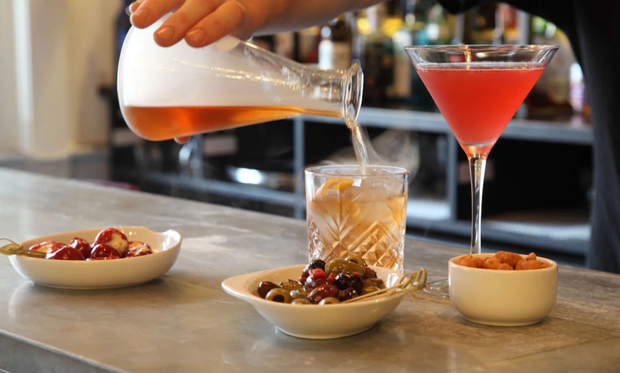 Image 16: Chester: Standard Double Room with Bottle of Prosecco