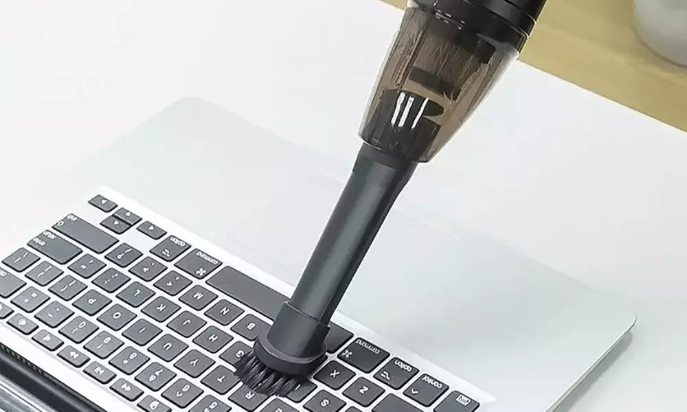 Mini aspirapolvere portatile per auto