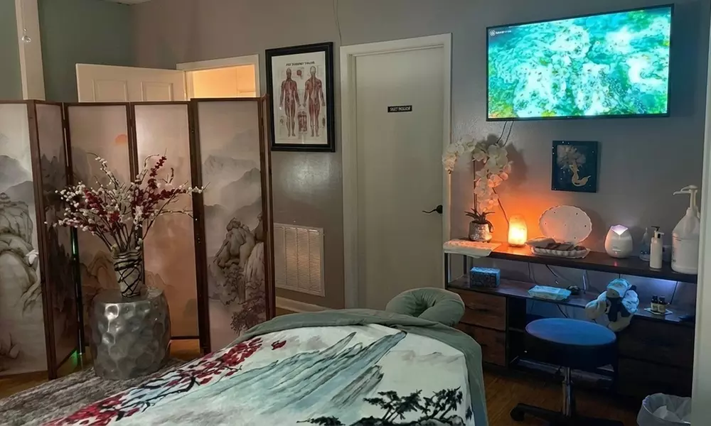 60-Min Trigger Point Massage with Hot Stones & BioMat