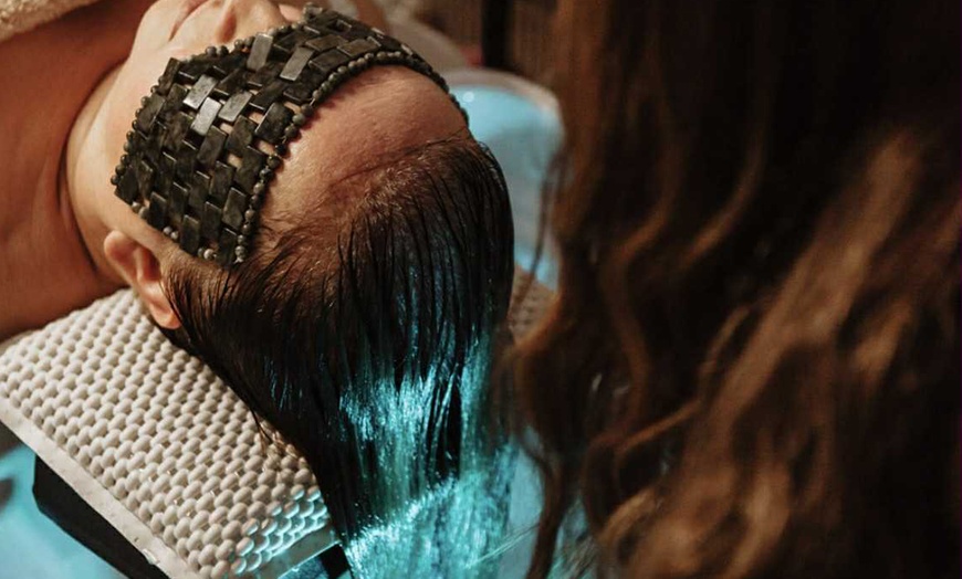 Image 2: Doświadcz luksusowych rytuałów Head Spa z masażem i pielęgnacją