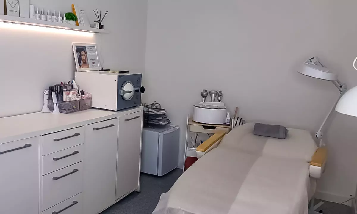 Limpieza facial con peeling químico, ultrasonido o con ampolla