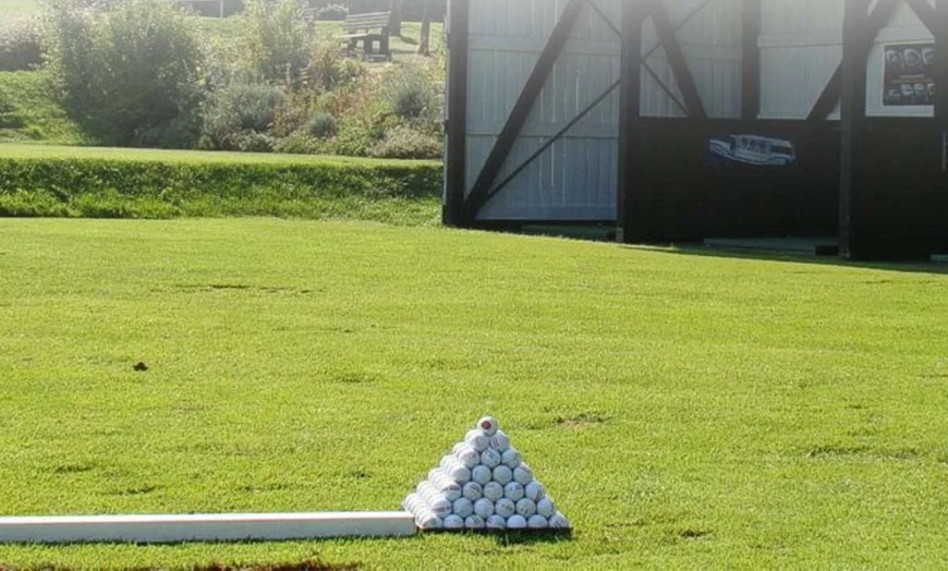 Image 2: 1,5-stündiger Golf-Schnupperkurs inkl. Driving-Range-Fee