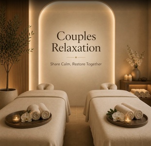 45 Minute Reflexology Session with Hot Stones and Herbal Foot Soak - Oasis1974 Spa