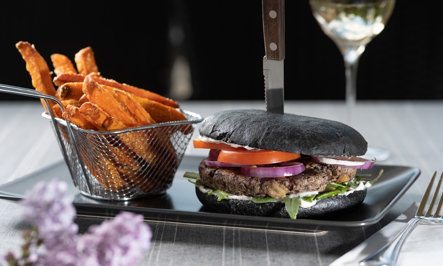 Image 12: Steiermark: 3 Nächte inkl. Frühstück, Therme & Escape-Room-Spiel