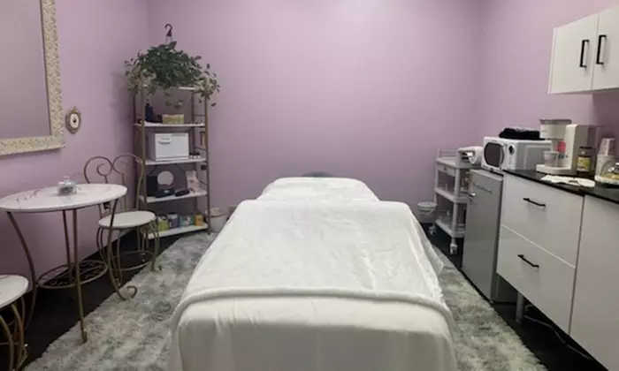 Full Body Therapeutic Massage with Optional Foot Reflexology Session