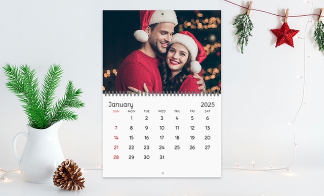 Custom 8.5"x11" Wall Calendars | CanvasOnSale