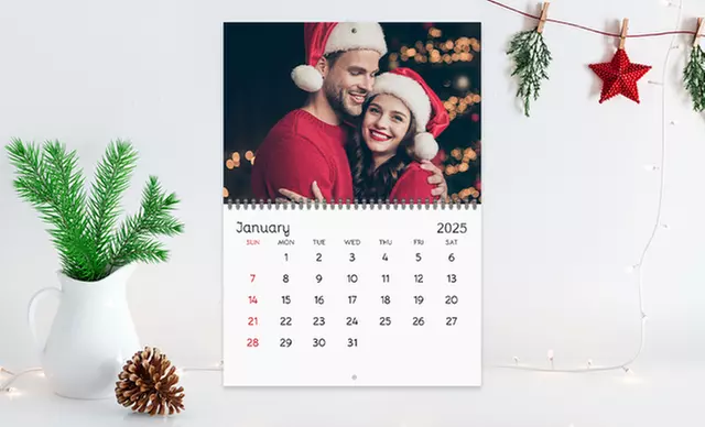 Custom 8.5"x11" Photo Wall Calendars from CanvasOnSale | Up to 87% Off