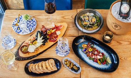 Für 2 Personen: 4 Portugiesische Petiscos (einlösbar So und Mo.) - Piri Piri Hamburg