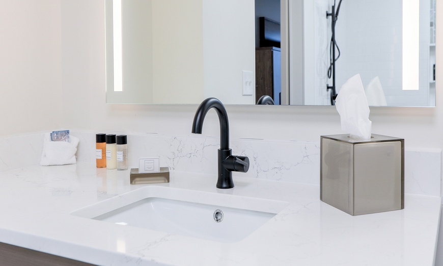 Image 10: Tennessee Hotel in the Smokies