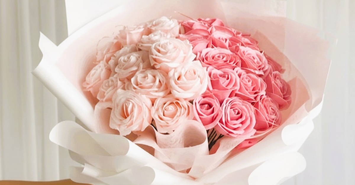 Stunning Choice Of 12,18, 24, 50 Or 100 Rose Bouquets In Your Favorite Color Stunning Choice Of 12,18, 24, 50 Or 100 Rose Bouquets In Your Favorite Color