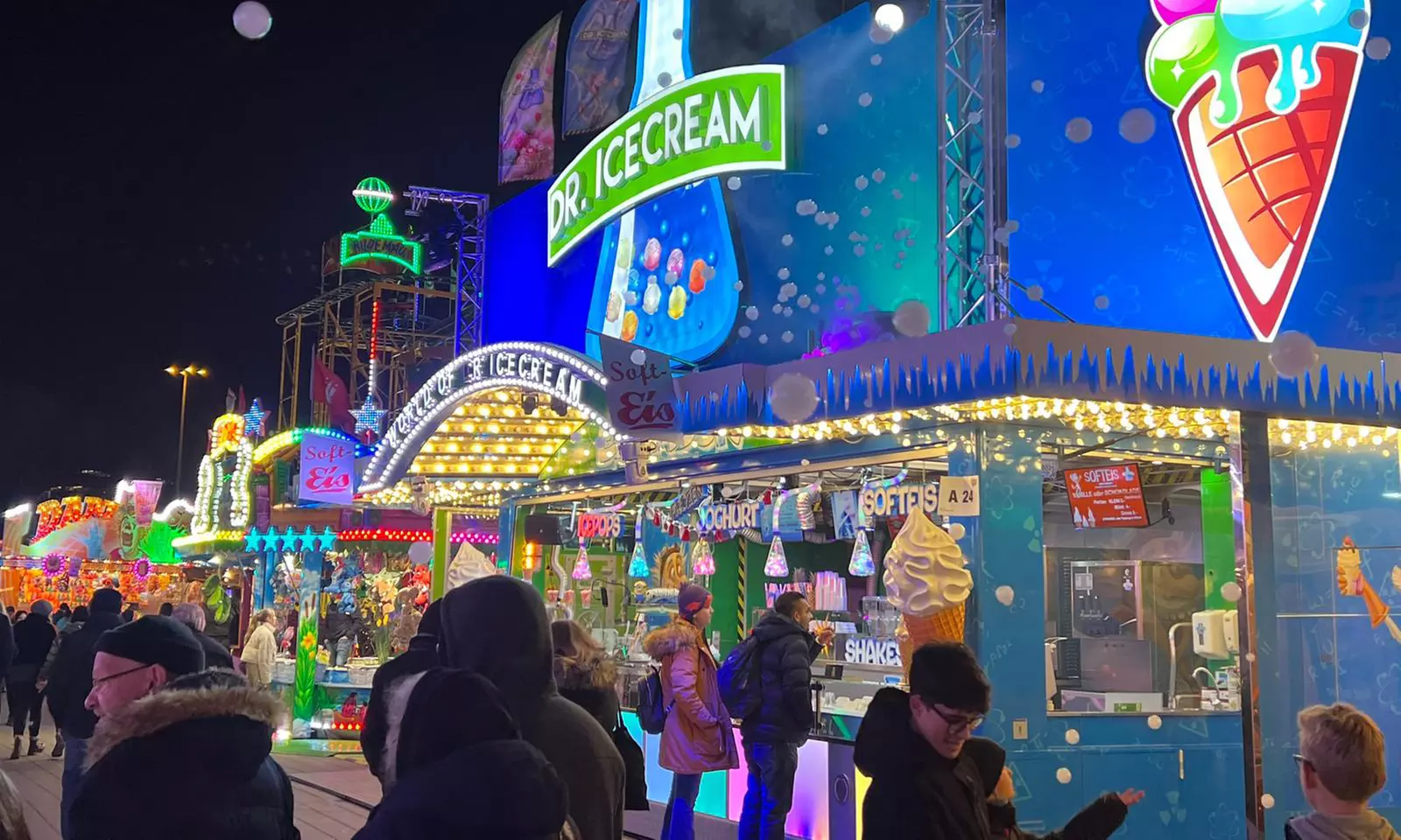 Eis-Variationen auf Hamburger Dom von Dr. Icecream (bis zu 50% sparen) - Second Medium