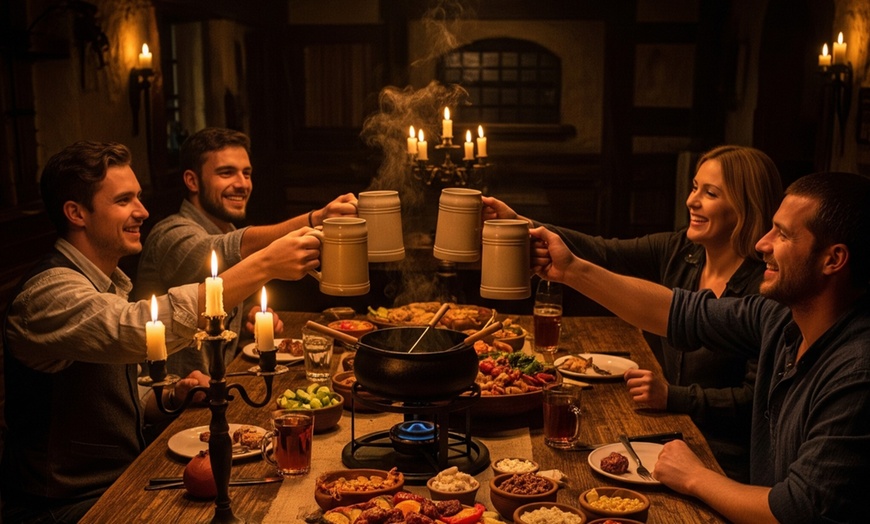 Image 1: Feuertopf-Fondue mit Fleisch, Gemüse und Beilagen für 2 o. 4 Personen
