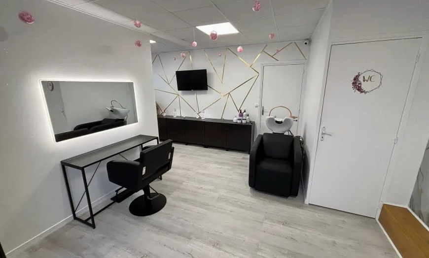 Image 2: Forfait balayage avec gloss/patine sur longueur de cheveux au choix