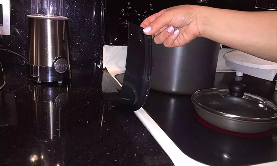 Lot de 2 ou 4 couvre-joints en silicone pour cuisinière - Primary Image