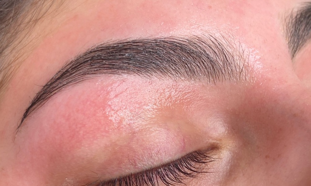 Get Flawless Brows with Our Brow Wax Service