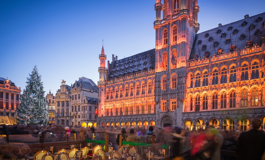 Image 2: ✈ 8-Day Brussels & Amsterdam Xmas Markets w/ Bruges Ext & Air