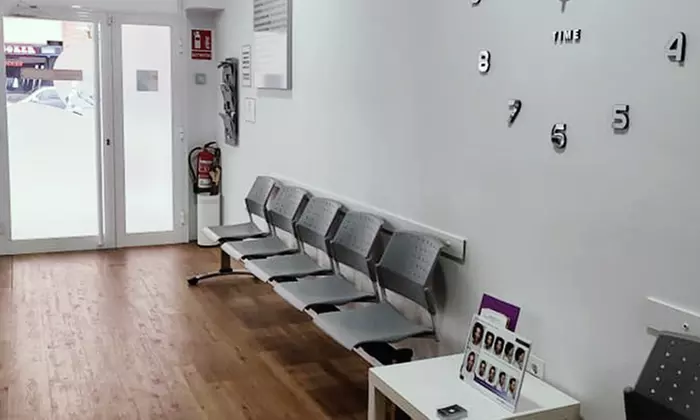 Hollywood peel facial con láser Picosure, skin scrubber y vitaminas