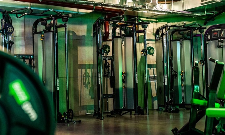 Image 3: London’s Buzz Gym: First Month Membership from Only £10!