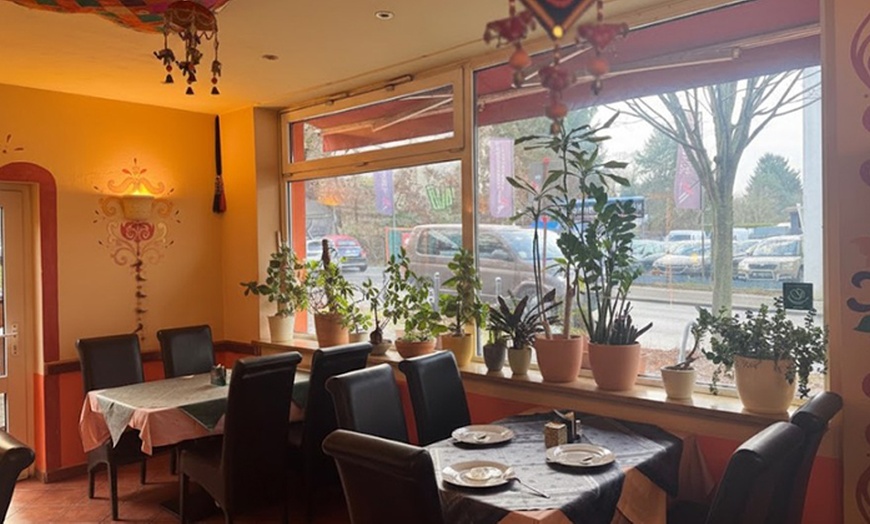 Image 2: Indisches 3-Gänge-Mittagsmenü für 1, 2 oder 4 Personen