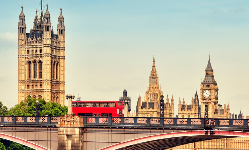 Image 2: Big Bus London Tour for 1 or 2-Day Hop-On of your choice