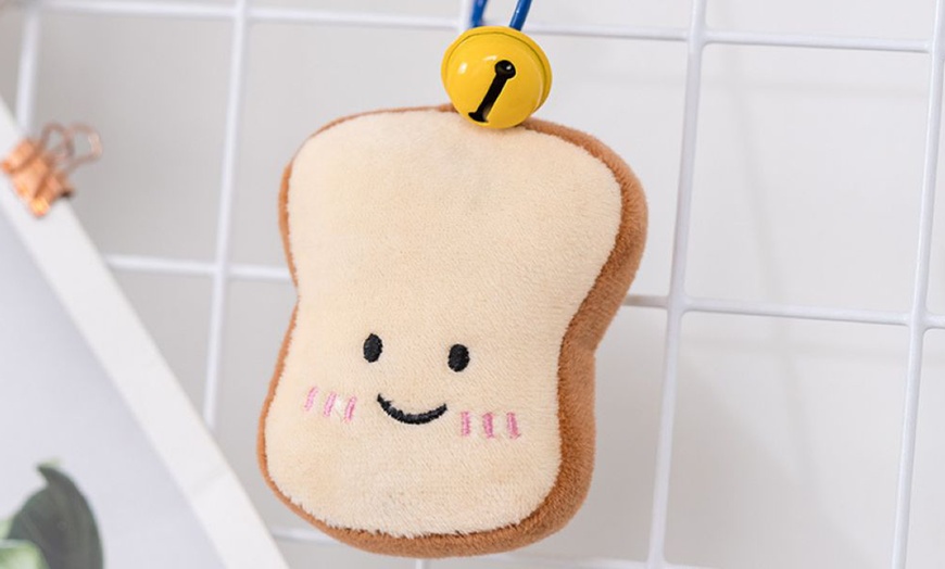 Image 3: Knuffels en sleutelhangers in de vorm van je favoriete snacks