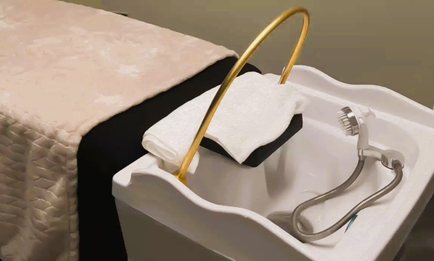 Image 5: The New Standard of Spa Luxury: Japanese Head Spa with Scalp Massage