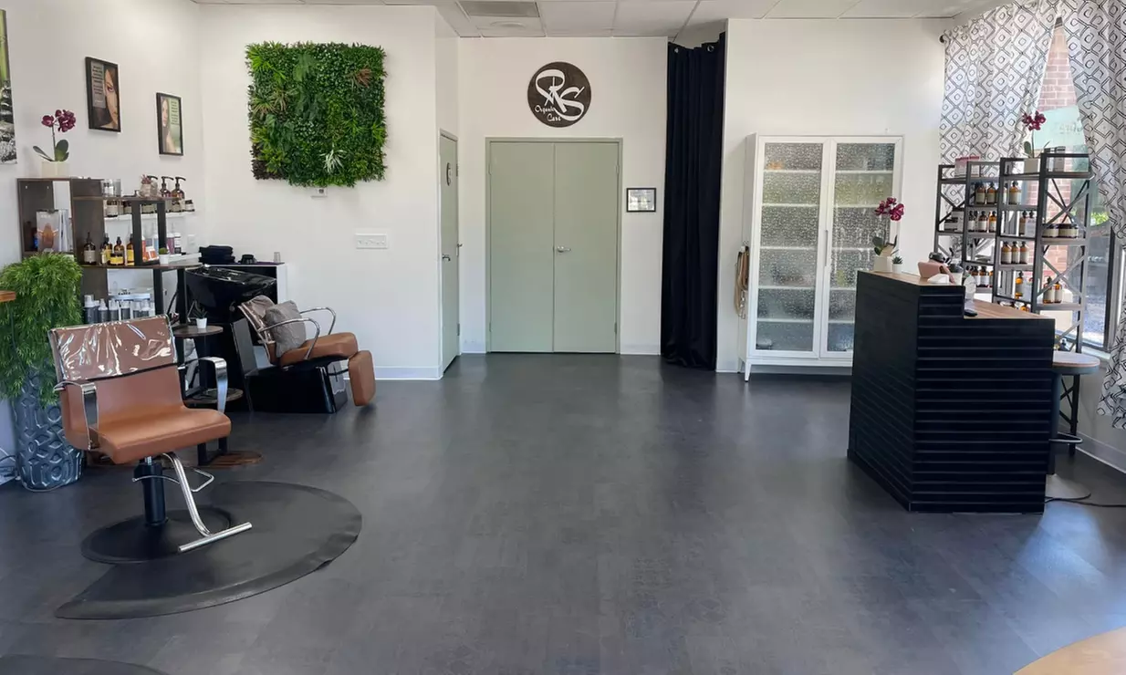 Haircuts, Blow-Dry & Styling w/w/o Deep Conditioning and Highlights