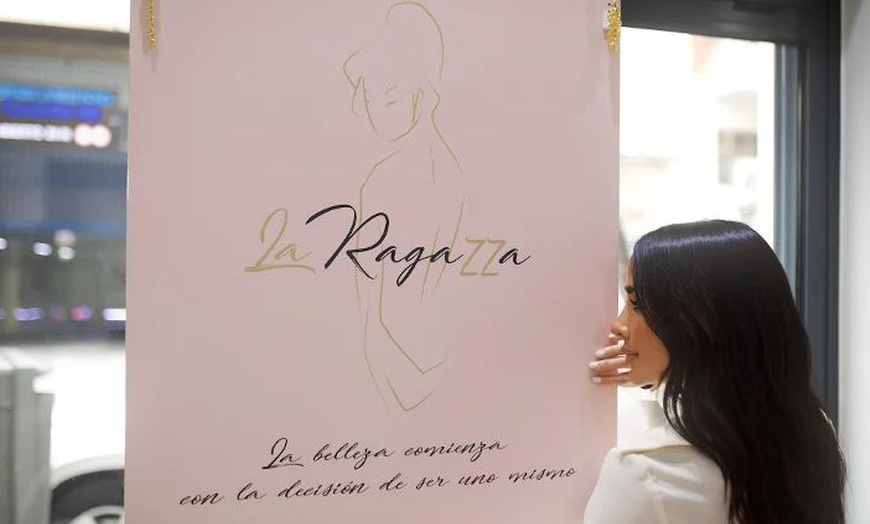 Image 4: 1 o 2 sesiones de microlifting facial de vitaminas con dermapen para 1