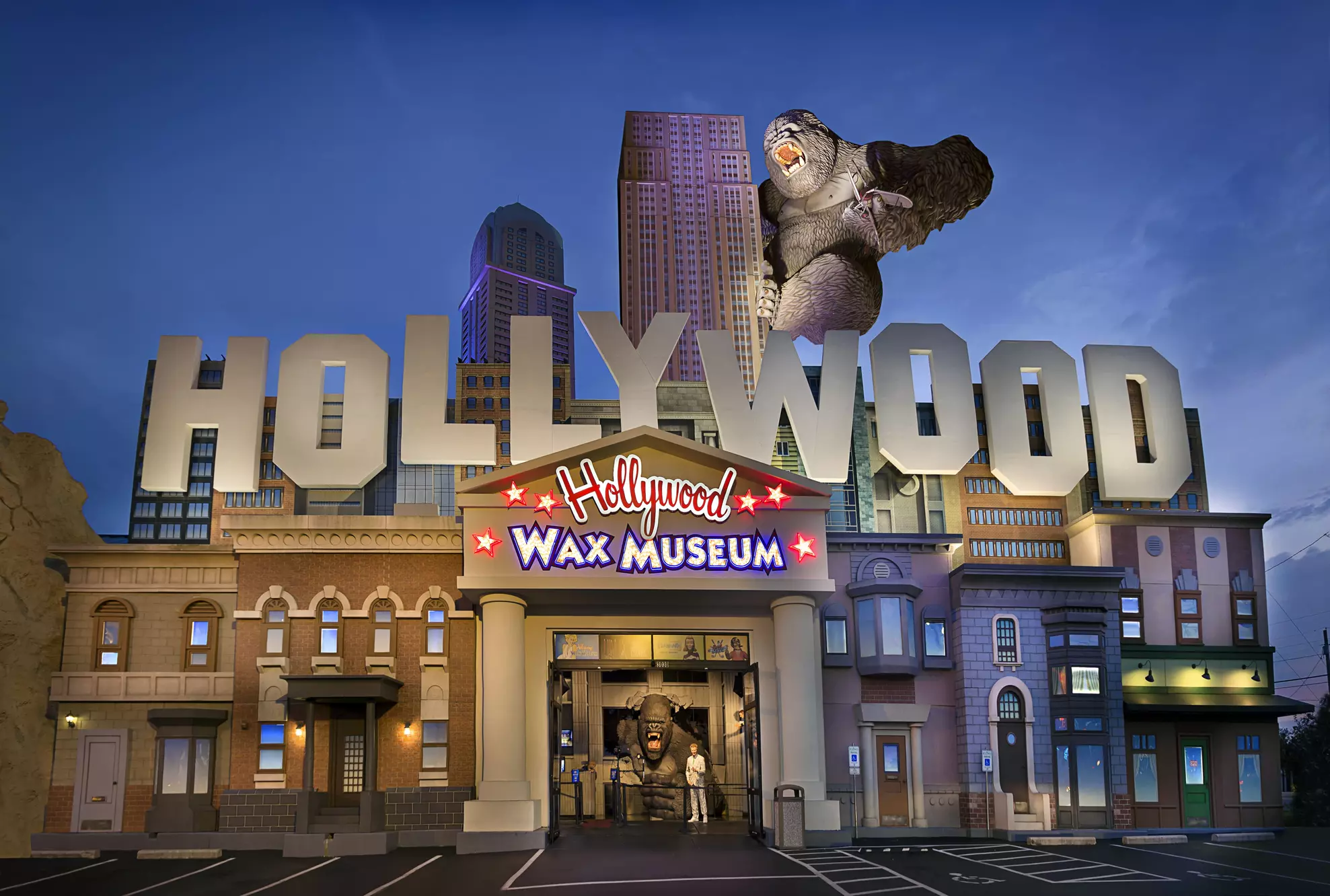 Discover Celebrity Fun & Thrills: Hollywood Wax Museum Attractions in Branson