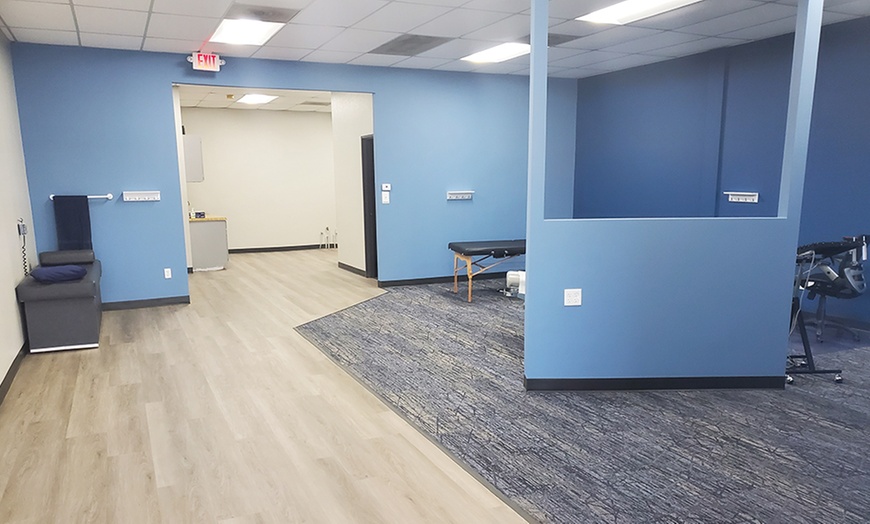 Image 6: Chiropractic Exam, Treatment & Massage with Spinalator Sessions
