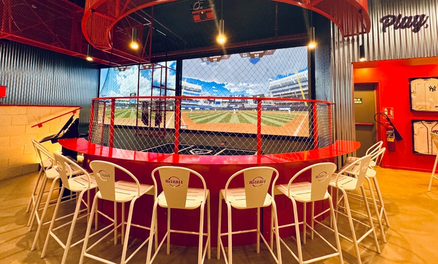 Image 5: Experiencia en simulador de bateo de béisbol durante 30 o 60 minutos