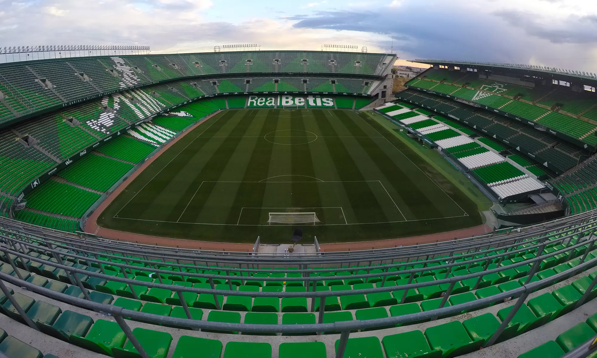 Carnet de simpatizante Soy Bético para acceder a descuentos, sorteos y prioridad para abonarse con Real Betis Balompié - Second Medium