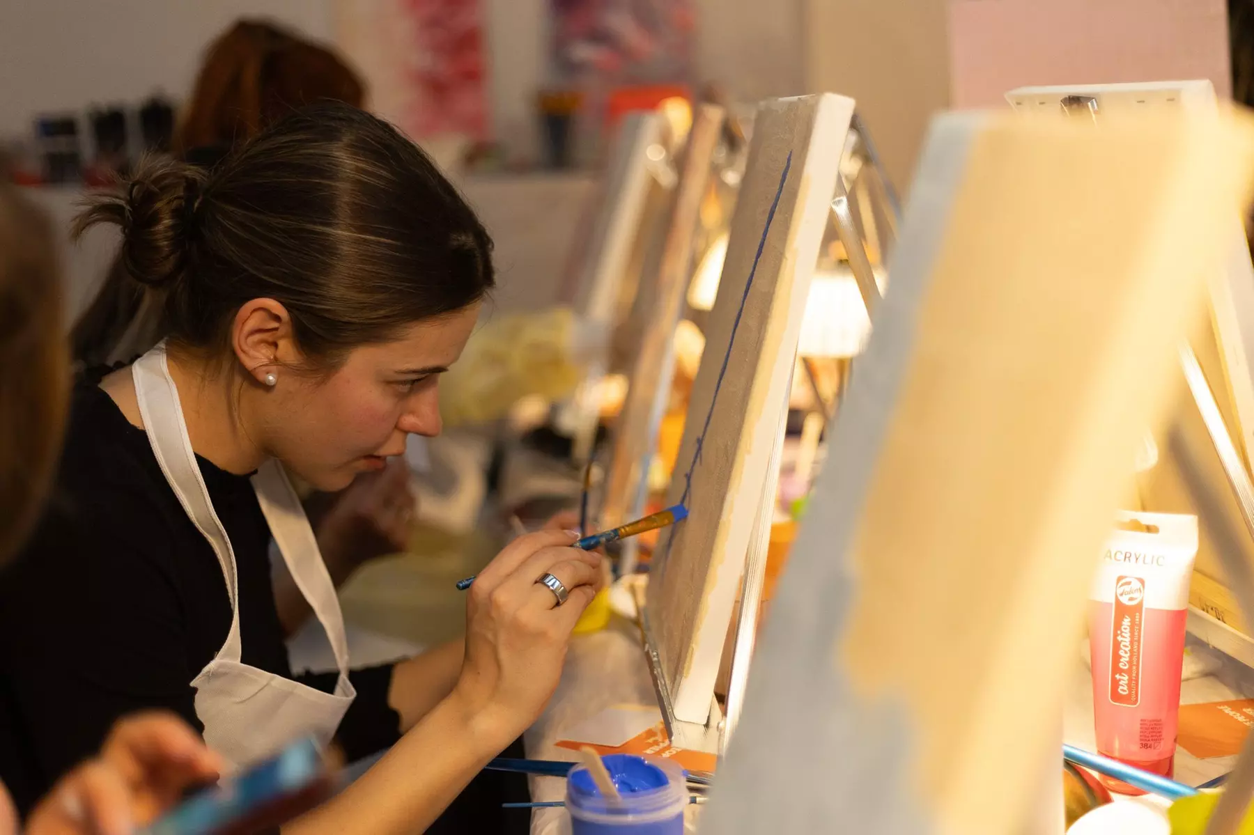 Kreativer Sip & Paint Abstraktes Malen oder 3D Texture Art