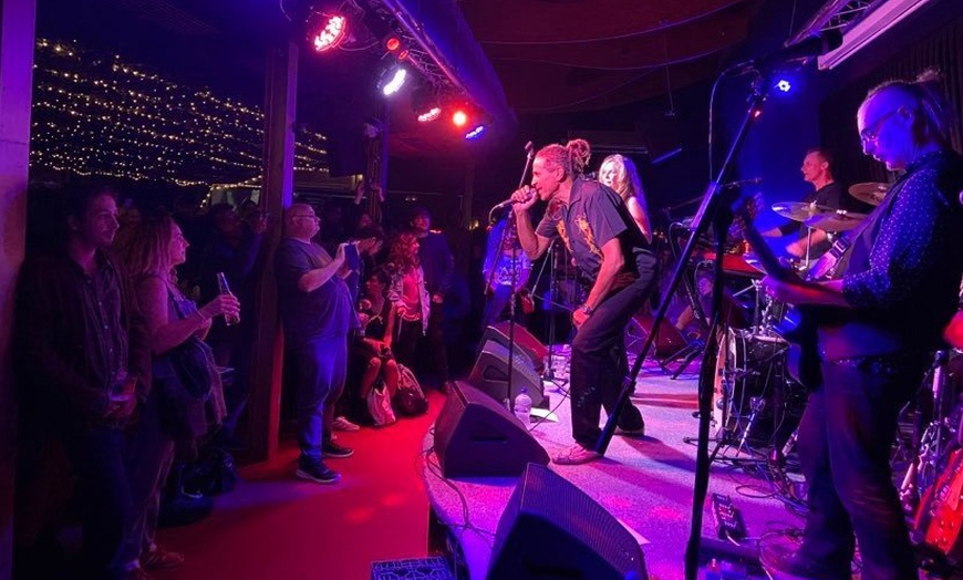 Image 2: Bottomless Sunday Roast with Cabaret and/or Live Music: For 1, 2, or 4