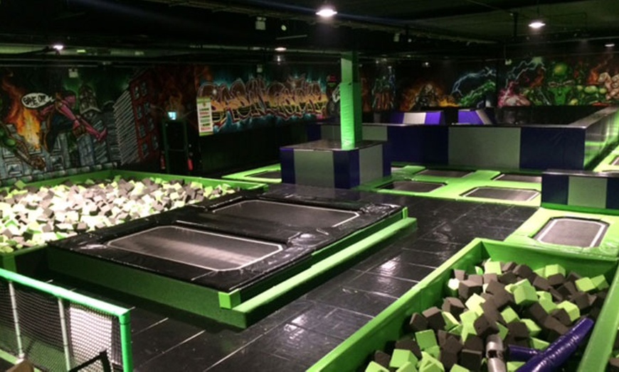 Image 6: Trampoline Park Entry