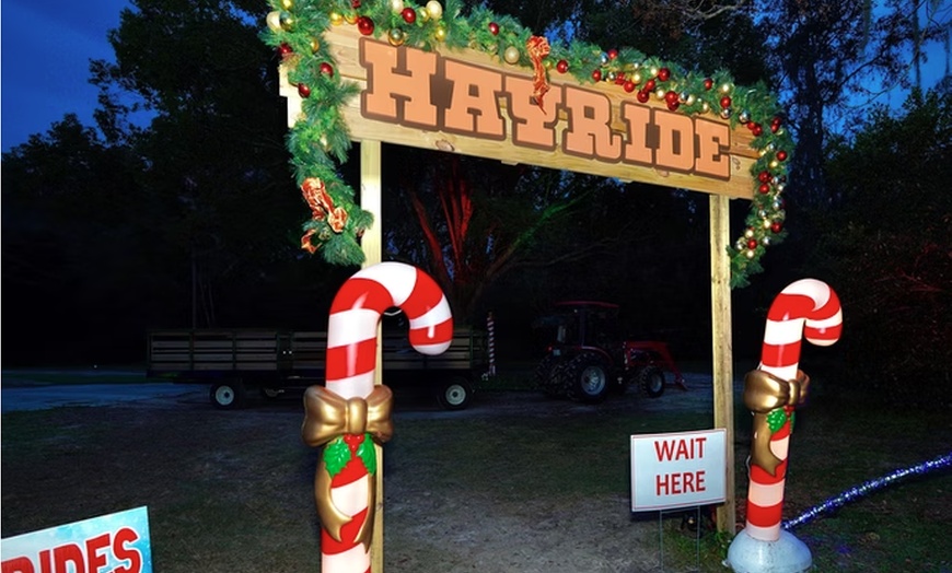 Image 8: Country Christmas at HarvestMoon Fun Farm - Holiday Family Fun