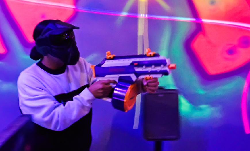 Image 6: Join the Thrilling 1v1 Player vs player battle - for 2 or 4 people