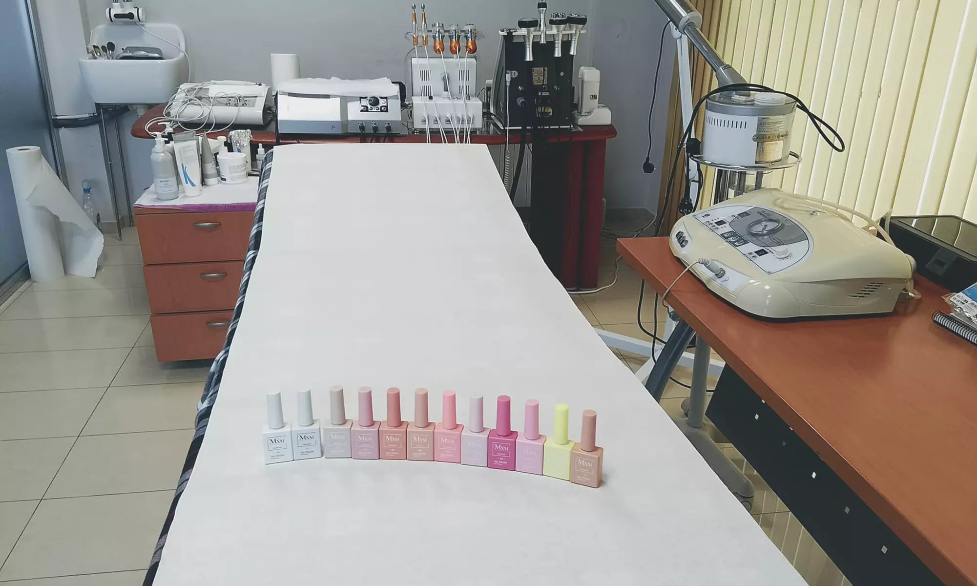 Peeling químico con ácido glicólico, azelaico y opcíon a tratamiento