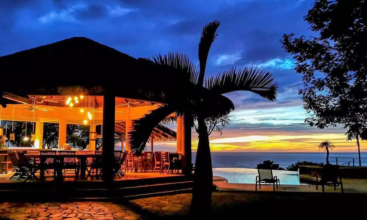 1-, 3-, 5-, 6-, 7-Night Adults-Only Stay for Two at Hotel Vista de Olas in Costa Rica; Air not Included - Primary Image