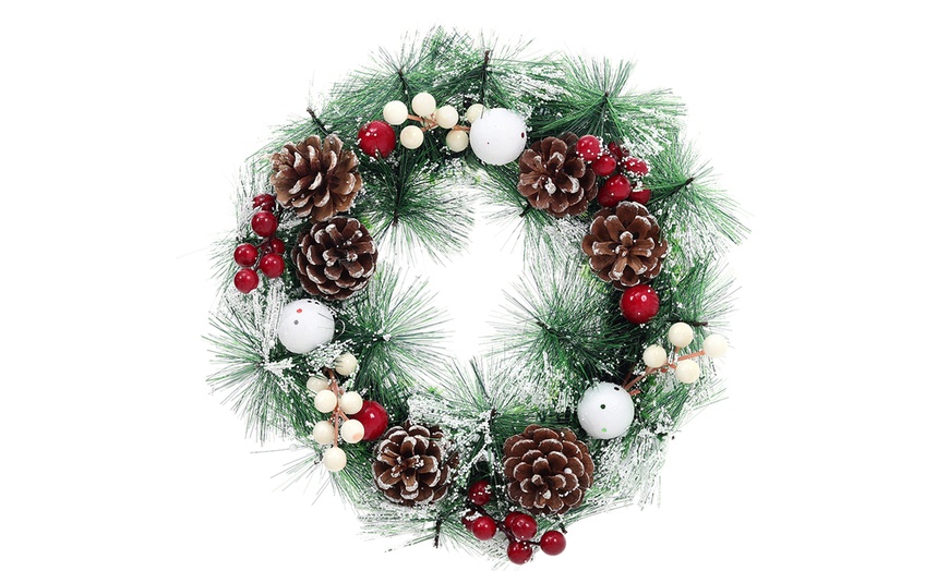 Image 5: Living And Home Christmas Artificial Wreaths, 30cm and 32cm Designs 