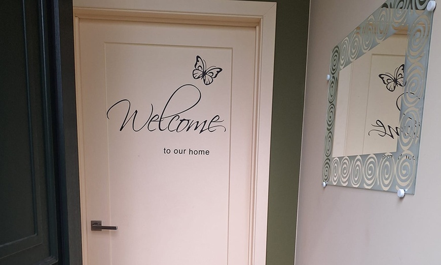 Image 5: Van voet tot hoofd: voetreflexologie of energetische hoofdmassage