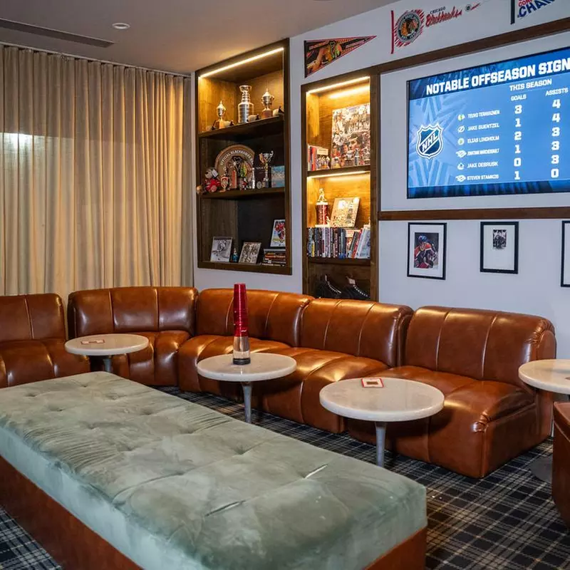 Experience 1 Hr Golf Sim and/or Pizza & Beer with Spend $20, $40, $100