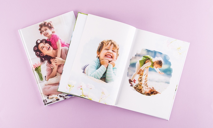 Image 6: Photobook A4-100 to A4-140 Pages at Colorland IE